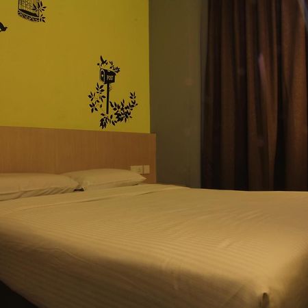 Hotel Sin Jo Johor Bahru Bagian luar foto