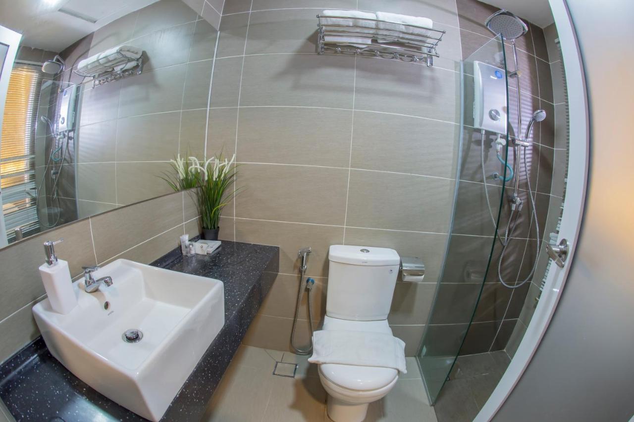 Hotel Sin Jo Johor Bahru Bagian luar foto