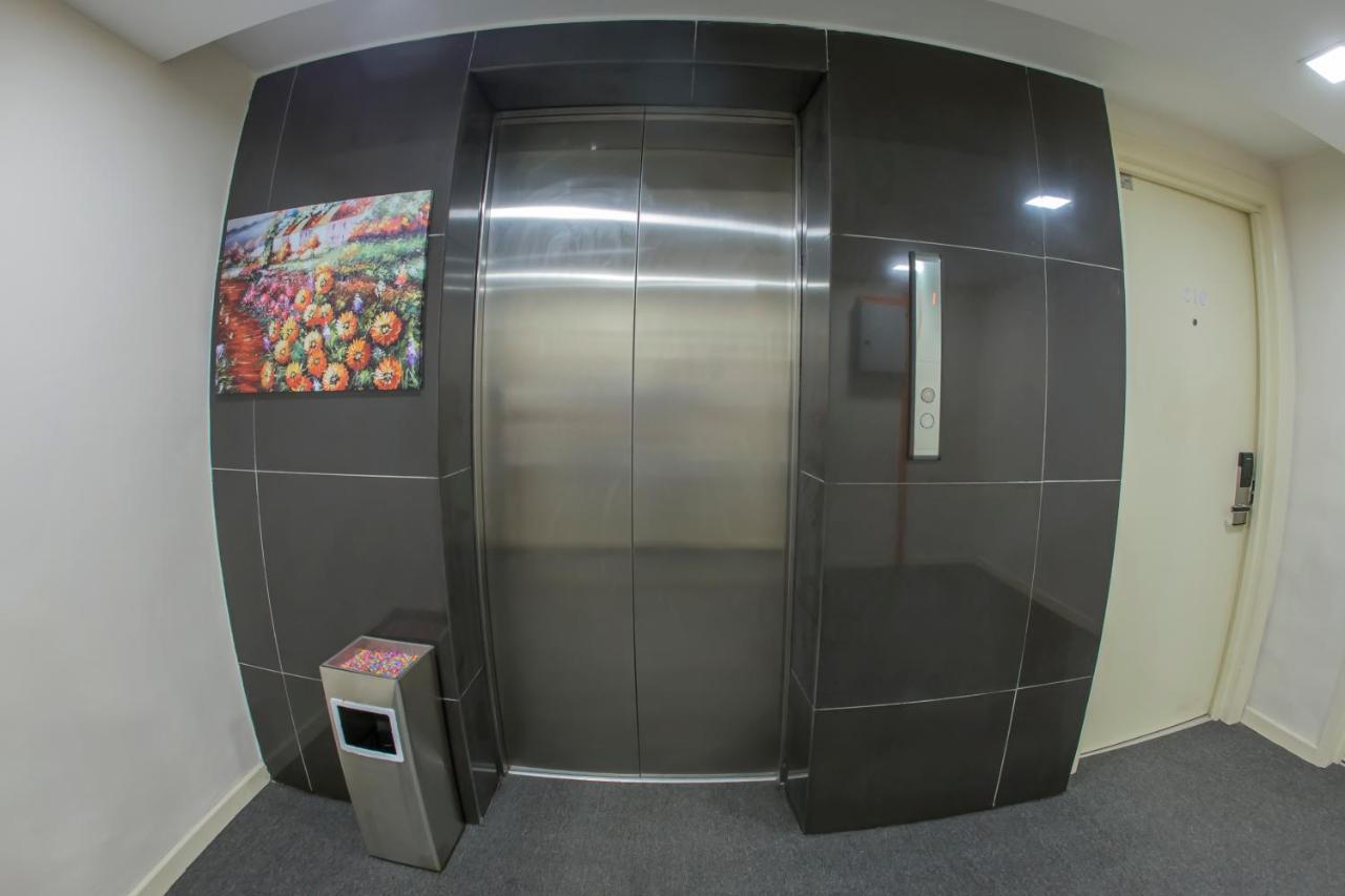Hotel Sin Jo Johor Bahru Bagian luar foto